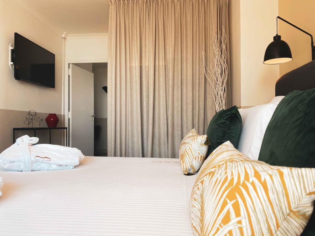 Best Western Plus La Corniche Тулон Екстериор снимка