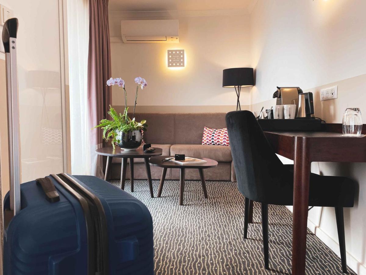 Best Western Plus La Corniche Тулон Екстериор снимка