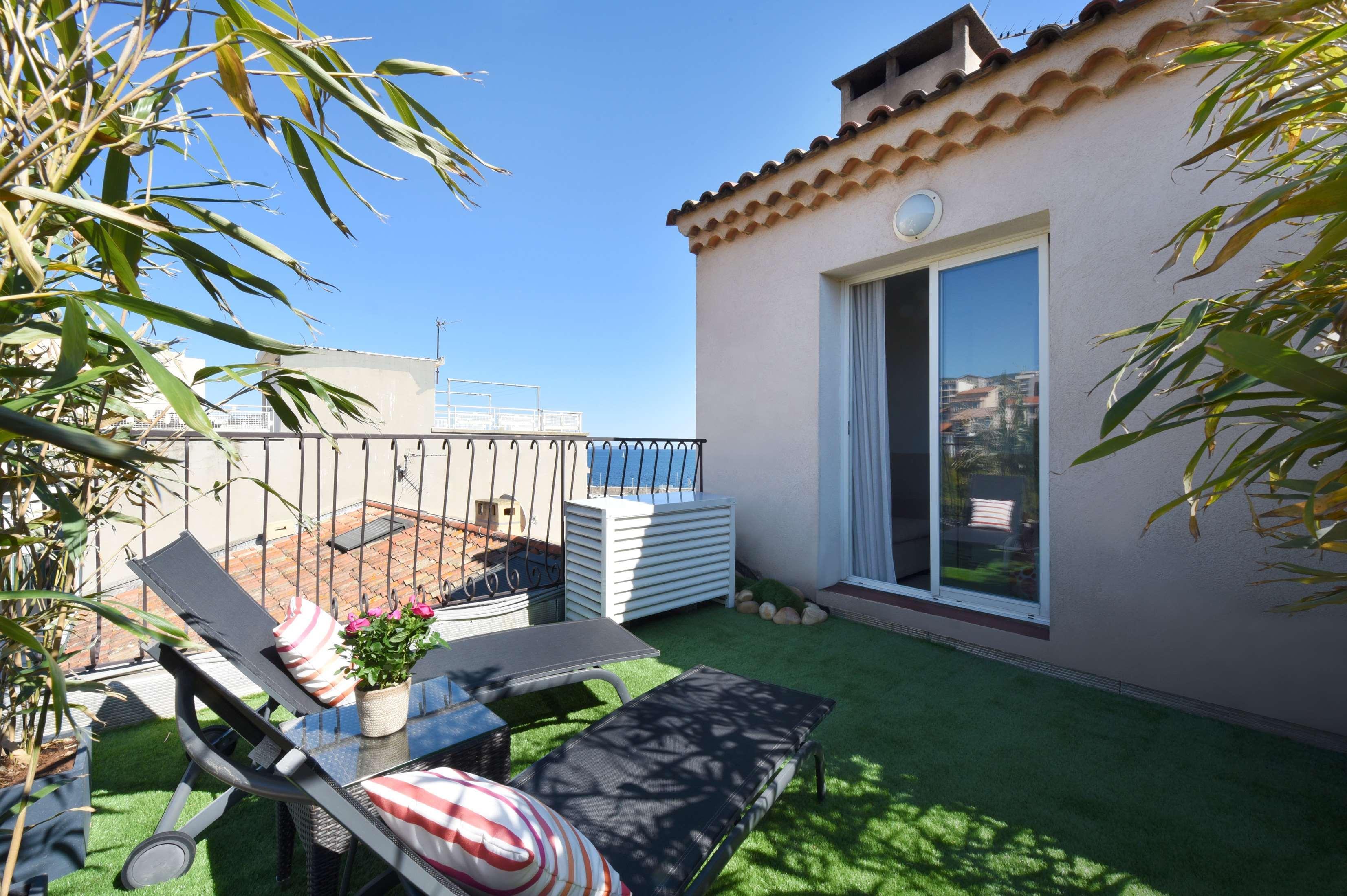 Best Western Plus La Corniche Тулон Екстериор снимка