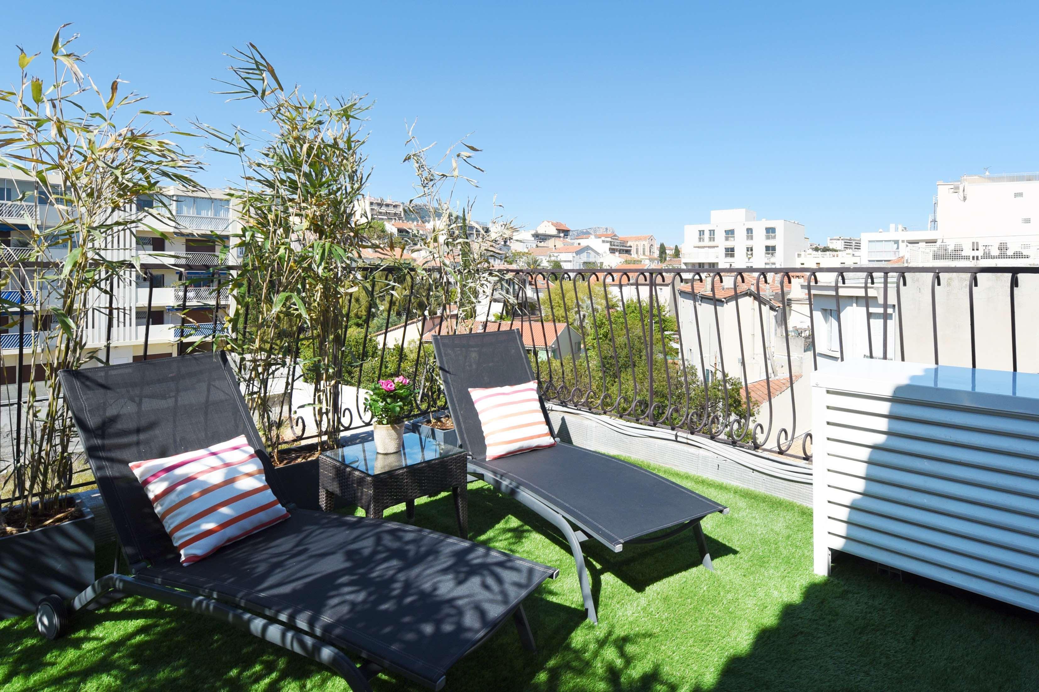 Best Western Plus La Corniche Тулон Екстериор снимка