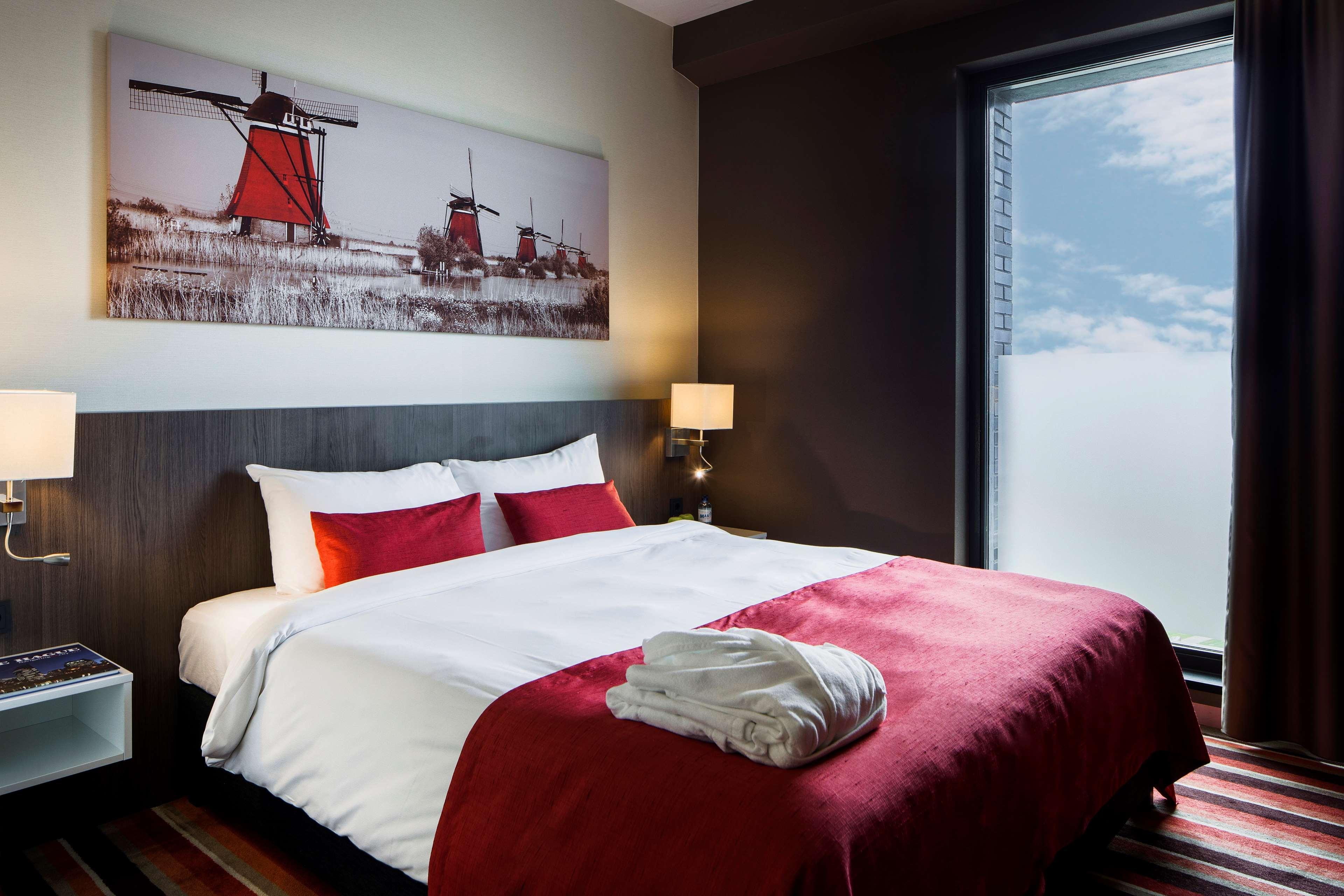 Best Western Plus La Corniche Тулон Екстериор снимка